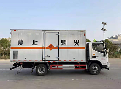 腾冲爆破器材运输车